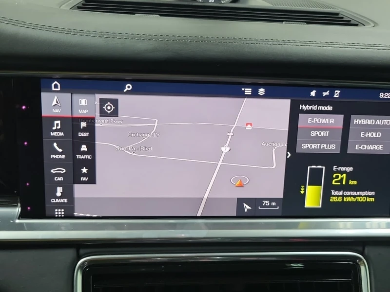 Porsche Panamera * 4 * CARFAX * БЕЗ ПЪРВОНАЧАЛНА ВНОСКА, снимка 11 - Автомобили и джипове - 52935342