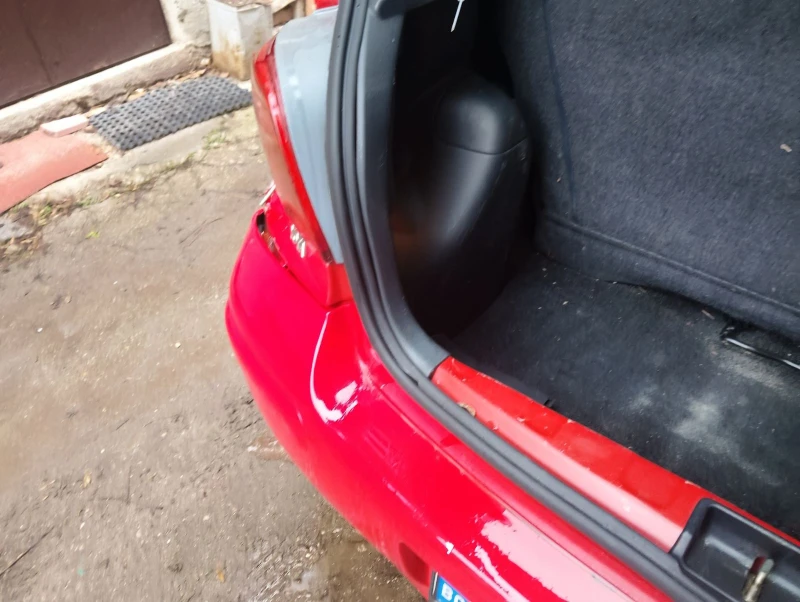 Toyota Yaris VVTi, снимка 8 - Автомобили и джипове - 53298138