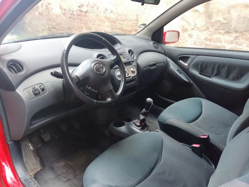 Toyota Yaris VVTi, снимка 5 - Автомобили и джипове - 53298138