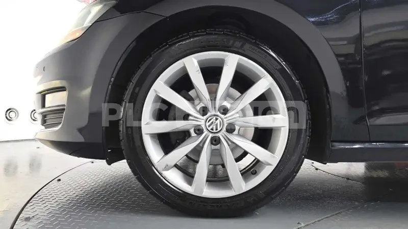 VW Golf 2.0 TDI| PANO| ПОДГРЕВ| ВКЛЮЧЕН ТЕХОНТЕСТ, снимка 14 - Автомобили и джипове - 54969142