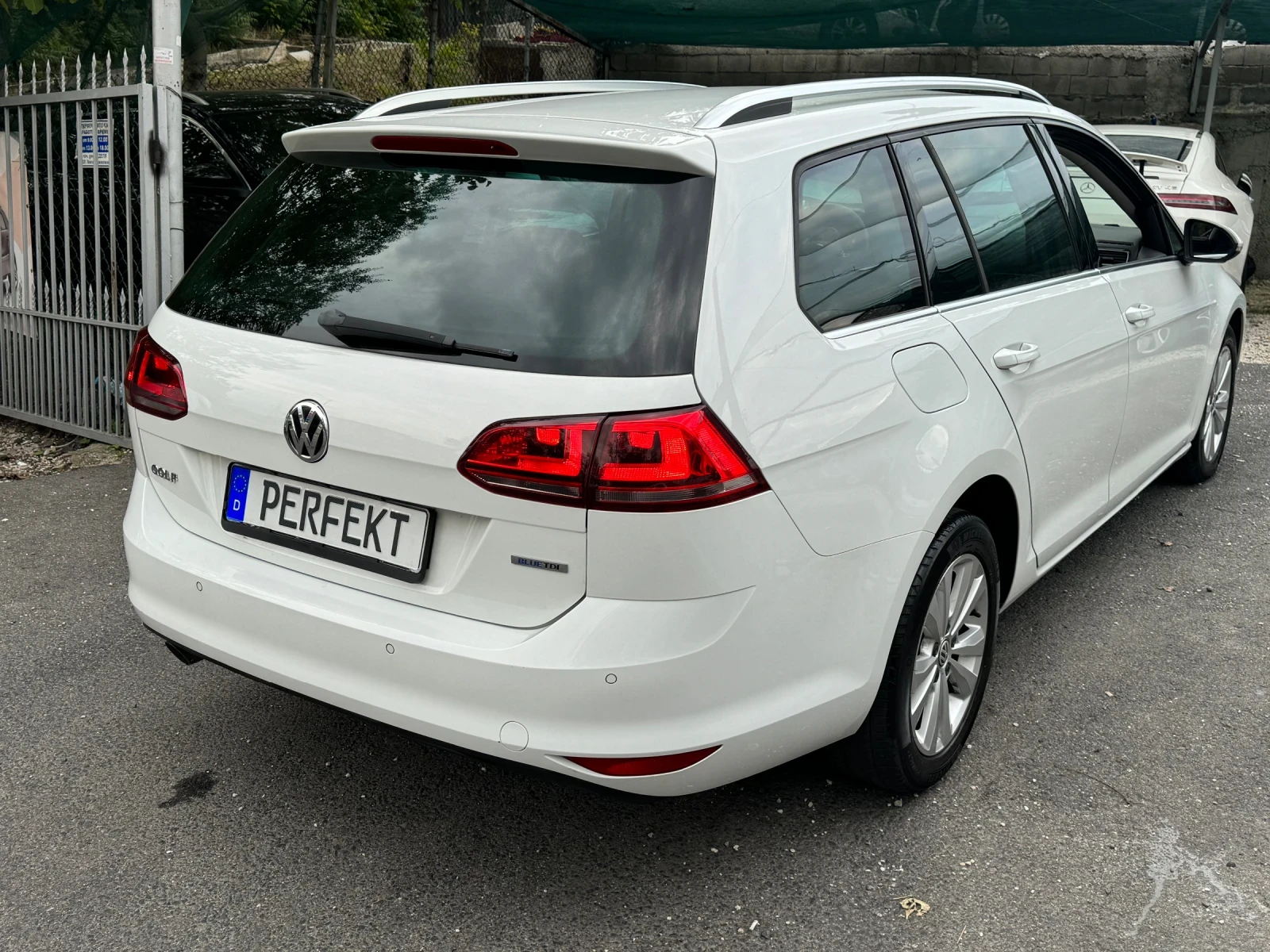 VW Golf 1.6TDI DSG Highline - изображение 4