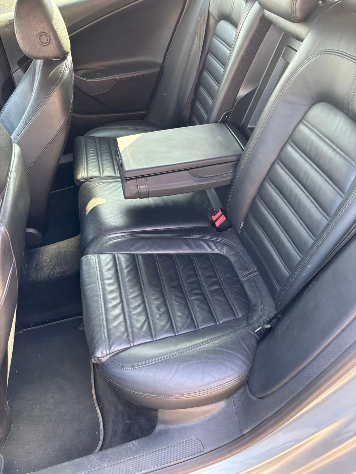 VW Passat 2.0TDI 170hp-AUTO/Xenon/Koja | Mobile.bg — изображение 12