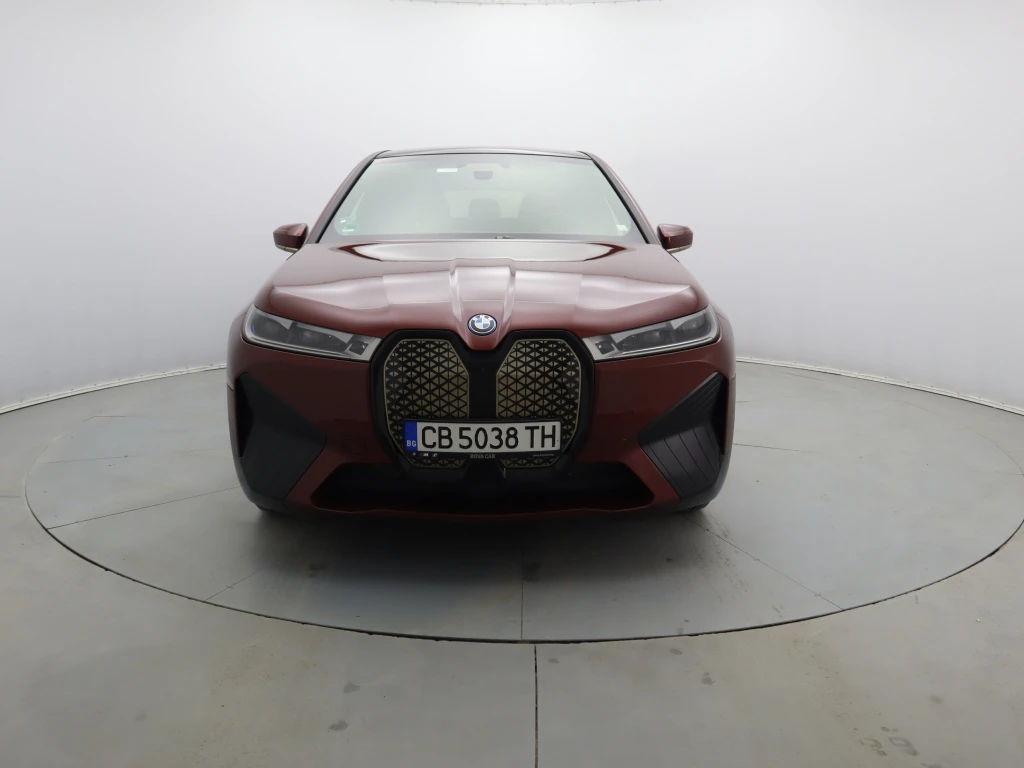 BMW iX  - изображение 2