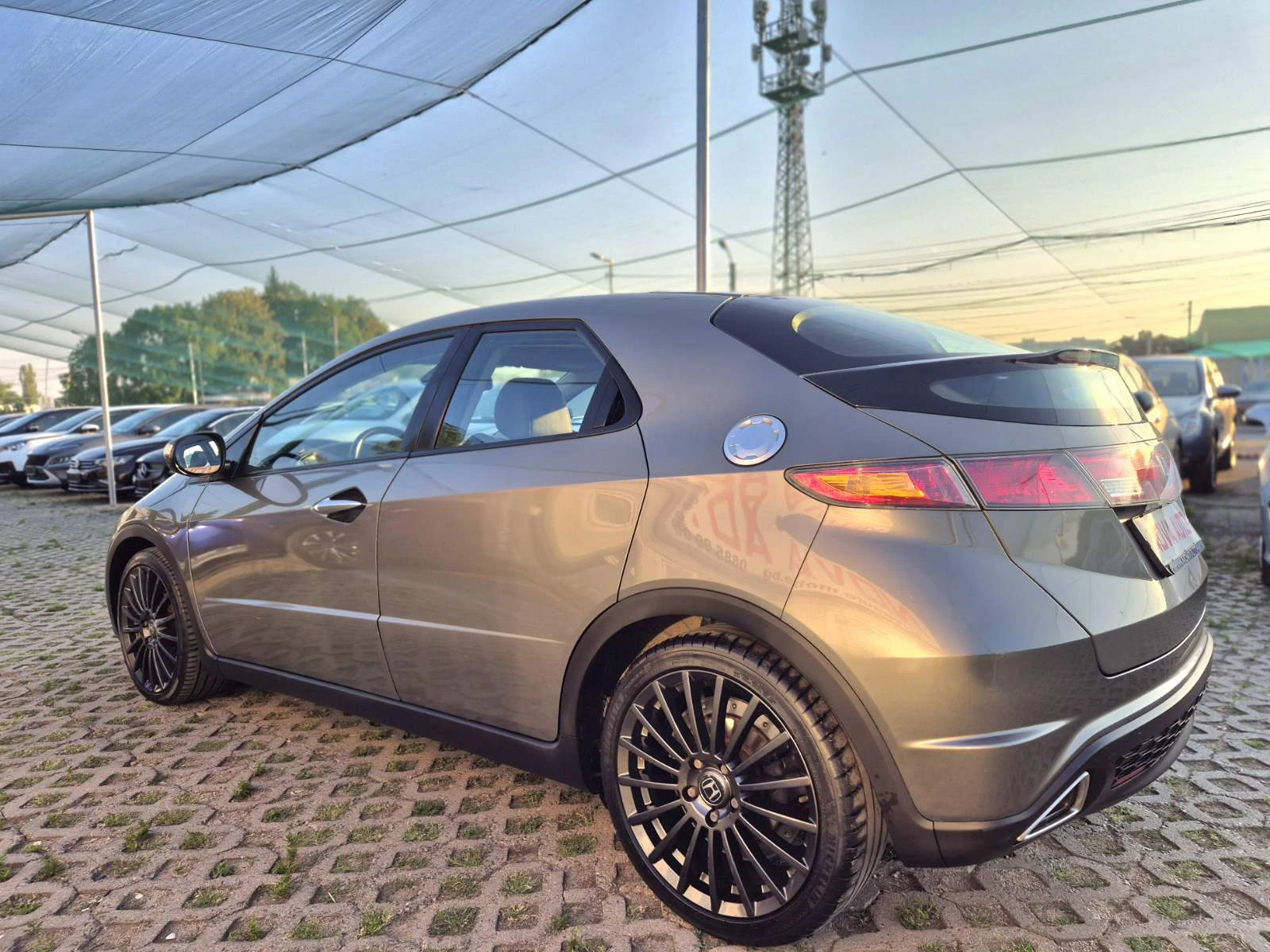 Honda Civic 2.2D-EXECUTIVE-ПАНОРАМА-КОЖА-FULL - изображение 2