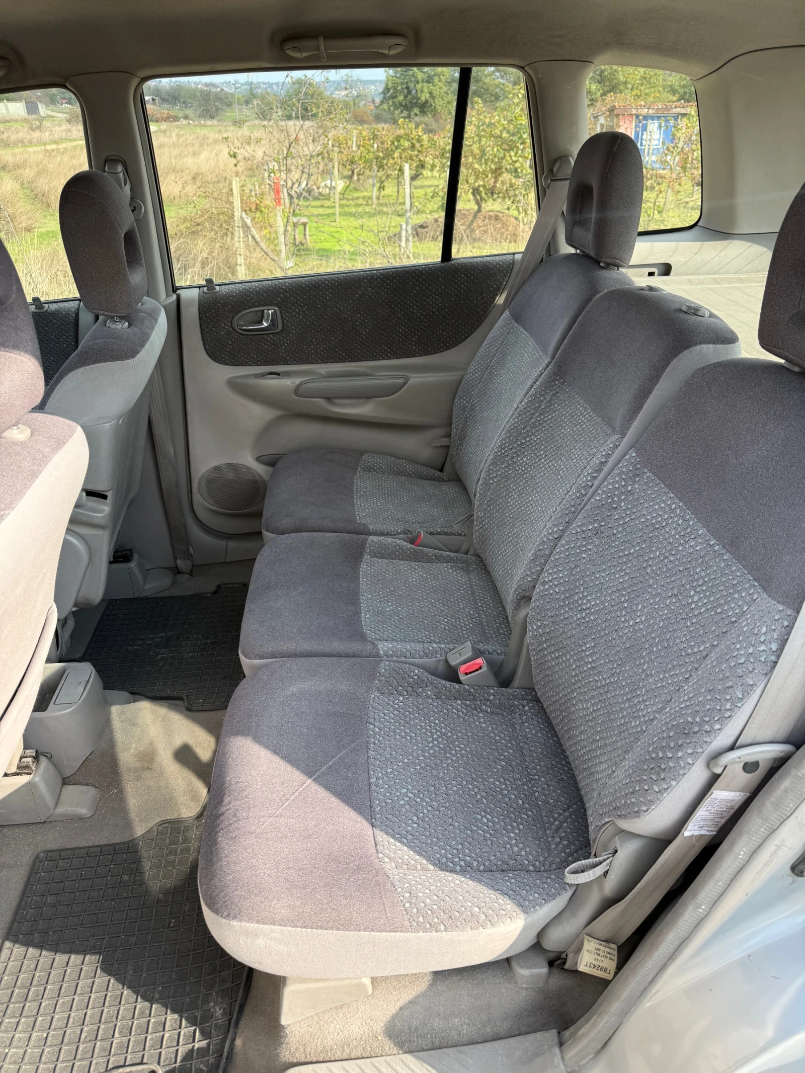 Mazda Premacy 2.0 DiTD 2000г. Климатик Всичко платено  - изображение 9