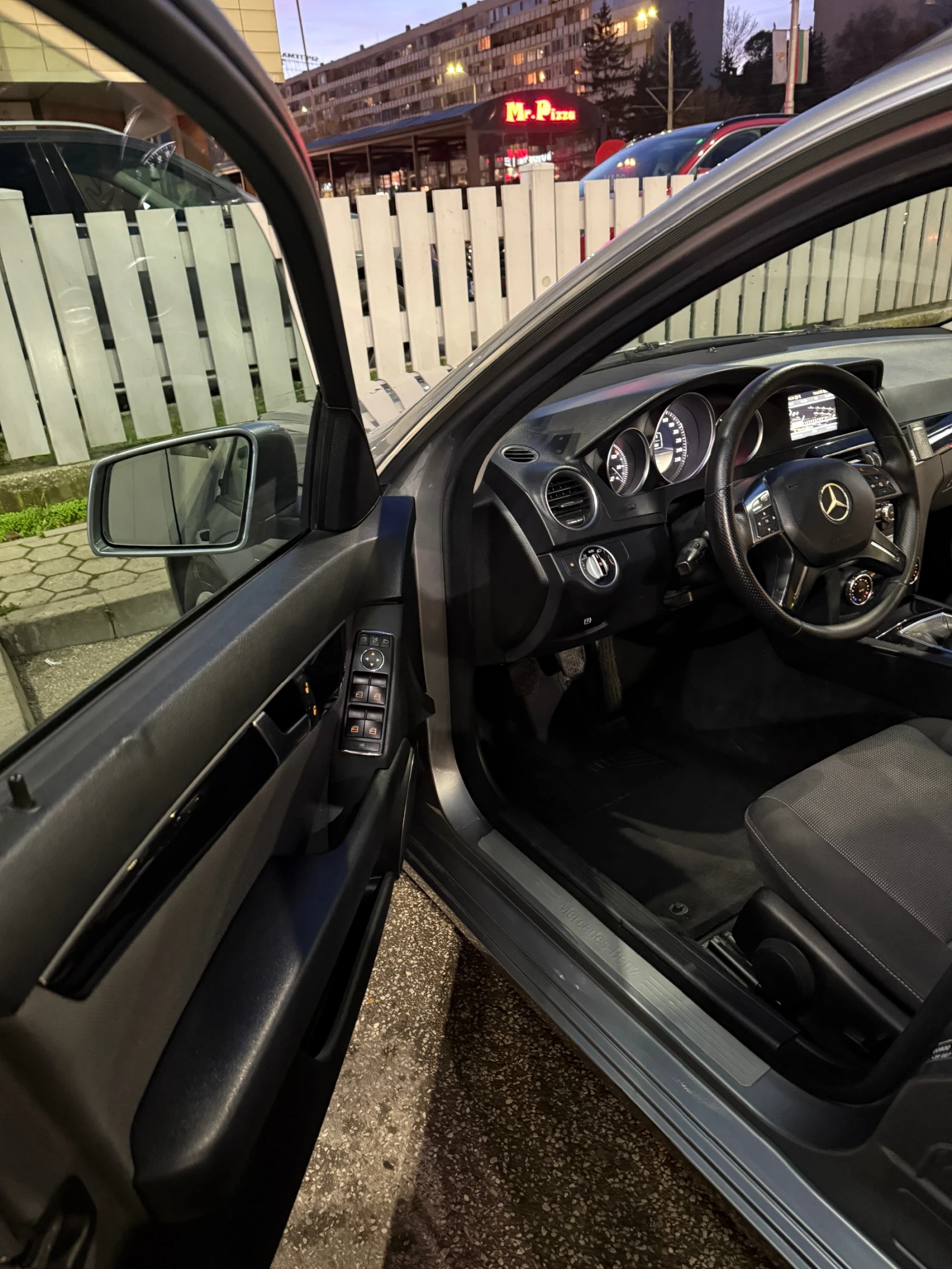 Mercedes-Benz C 200 | Mobile.bg � ����������� 13