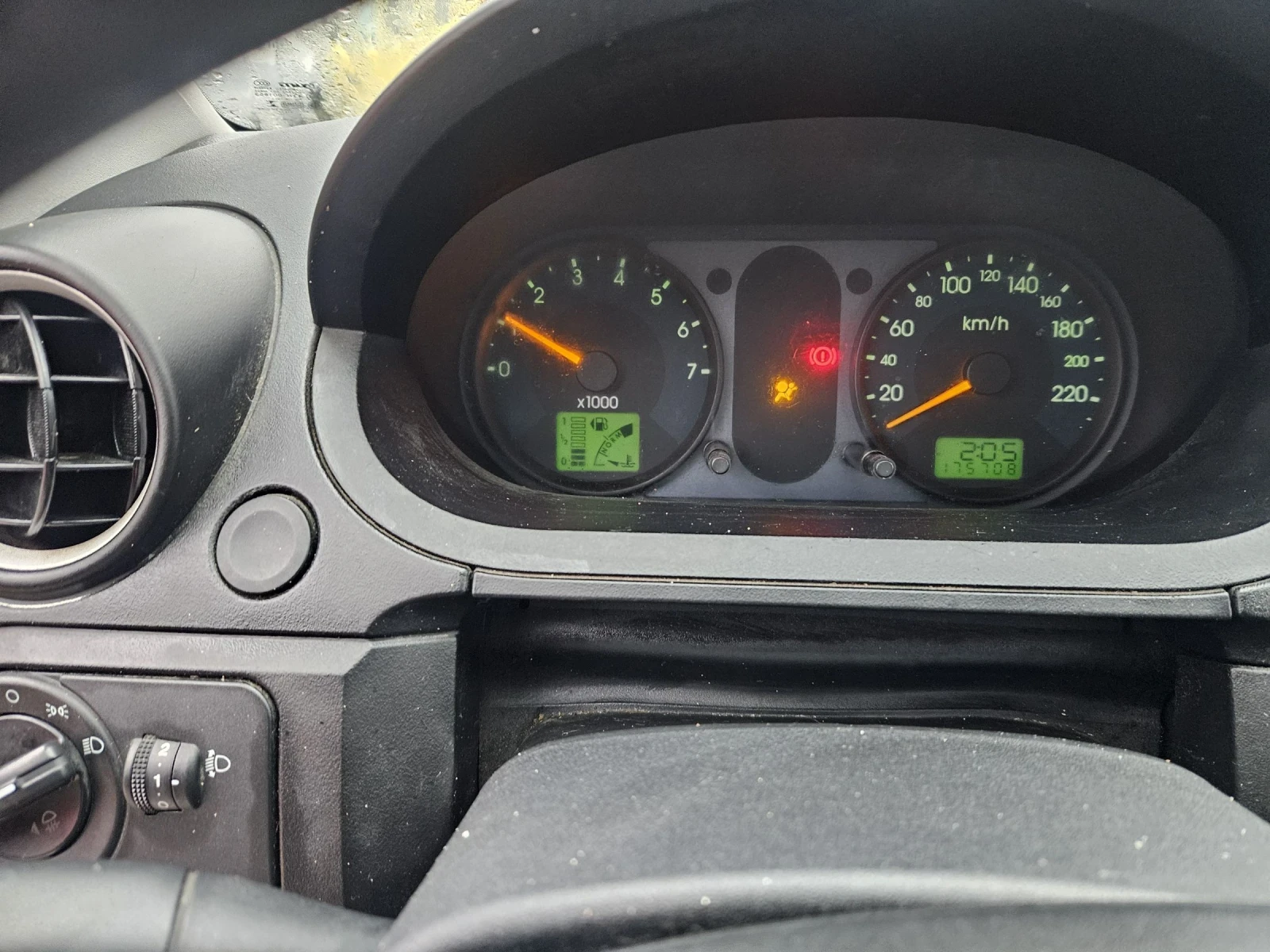 Ford Fiesta 1.3 - изображение 10