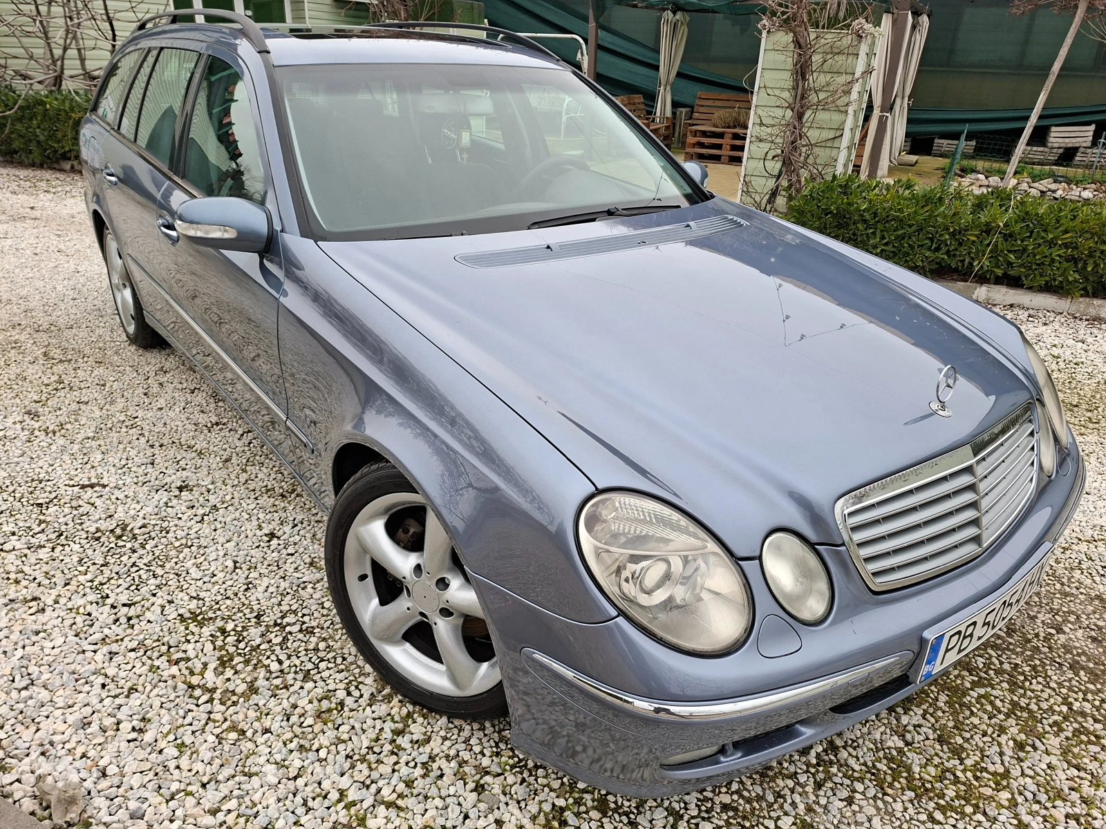 Mercedes-Benz E 320 CDI Редови - изображение 5