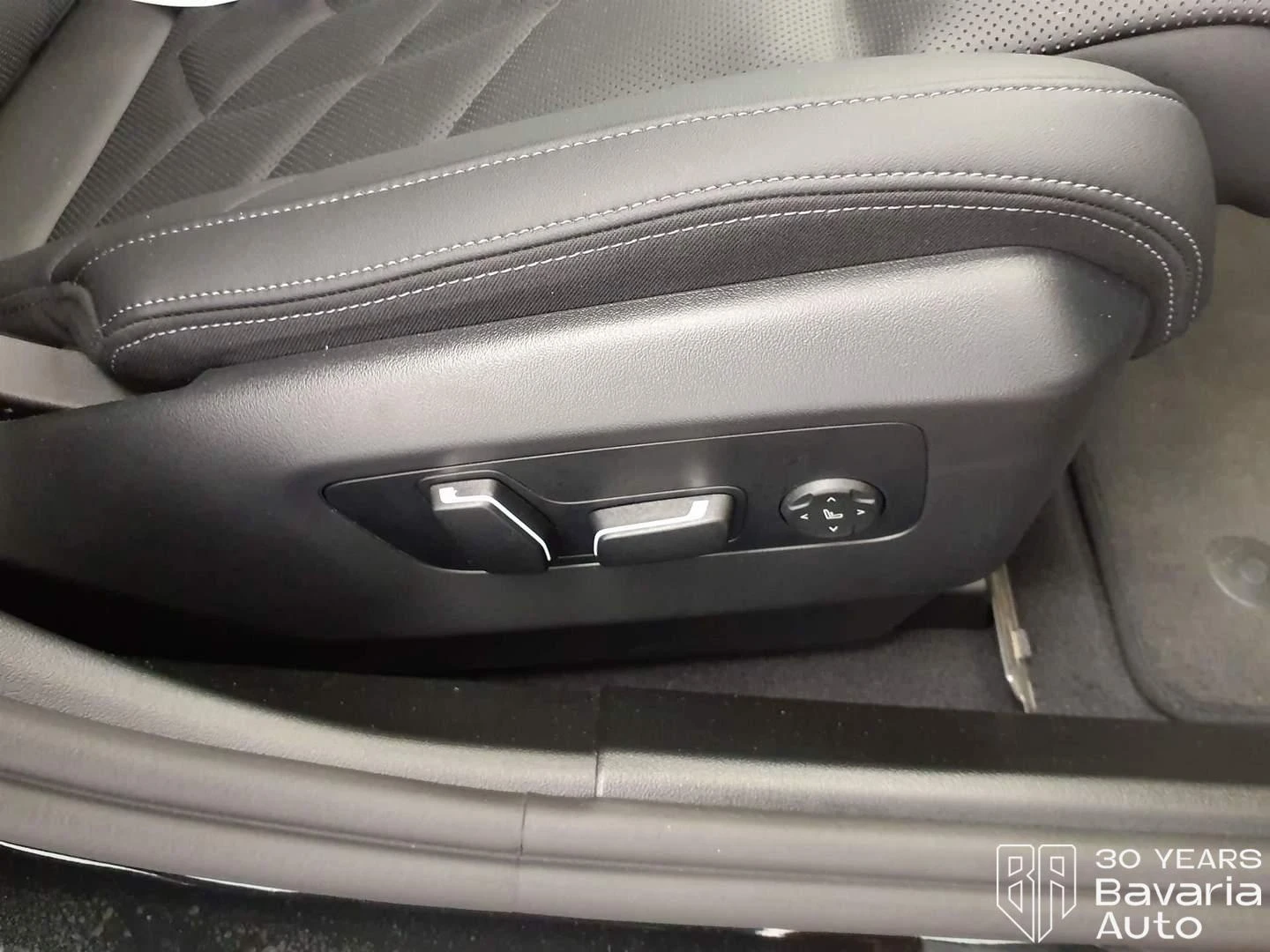 BMW i5 40 xDrive M Sport Paket, снимка 13 - Автомобили и джипове - 54230292