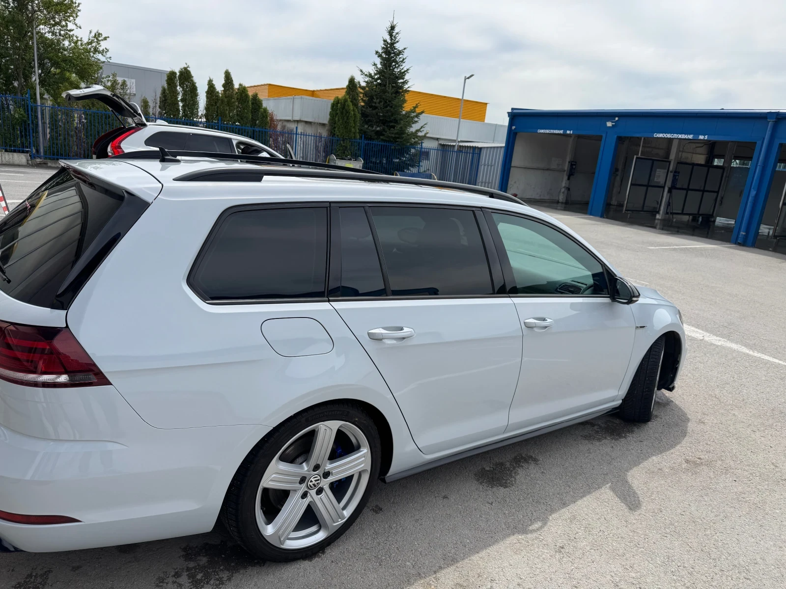 VW Golf Variant 7.5 R, снимка 5 - Автомобили и джипове - 54412899