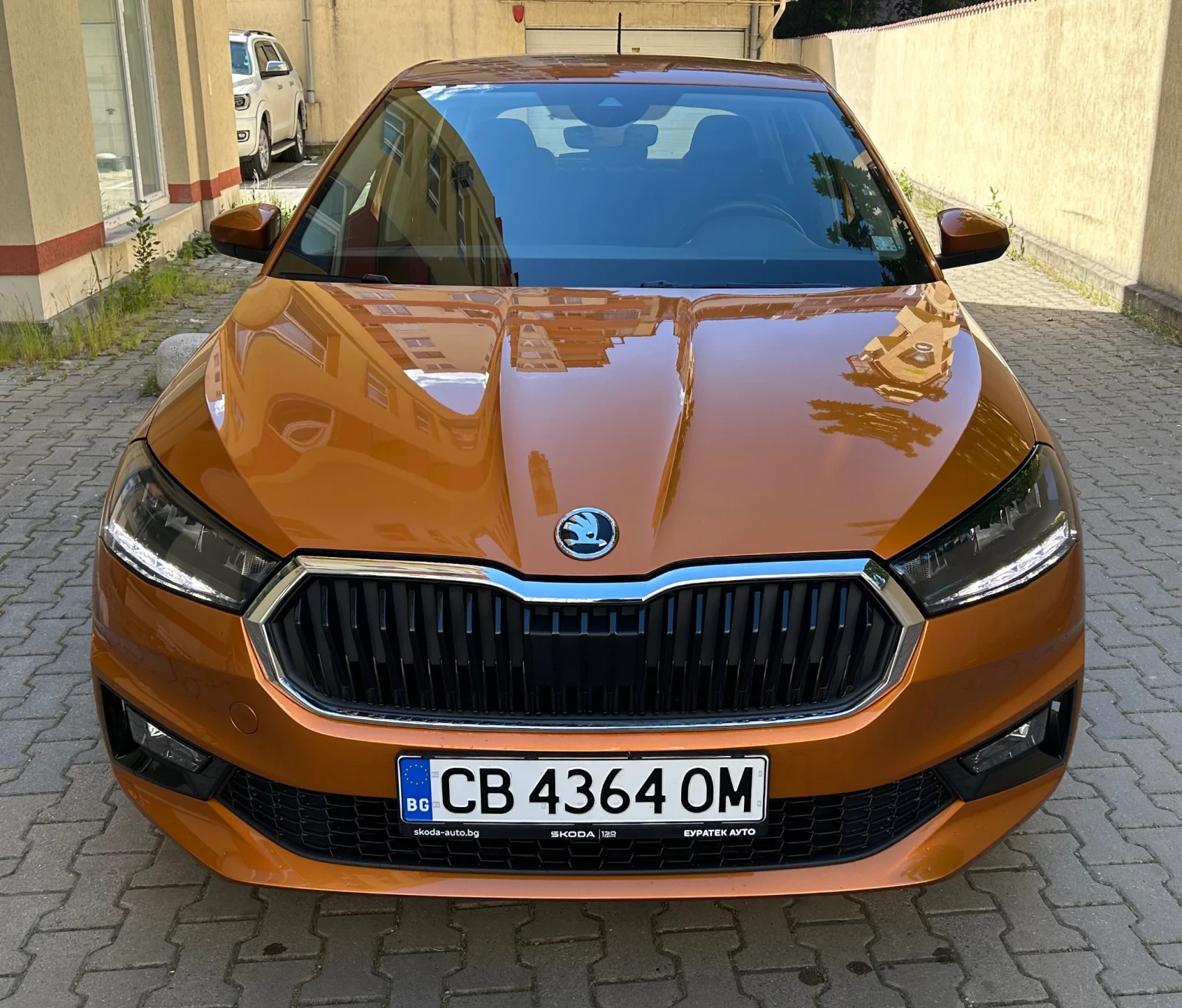 Skoda Fabia TSI Заводска гаранция, снимка 2 - Автомобили и джипове - 54731171