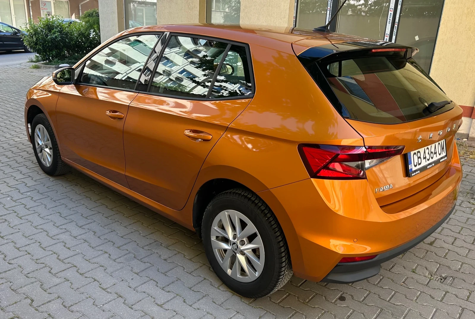 Skoda Fabia TSI Заводска гаранция, снимка 7 - Автомобили и джипове - 54731171