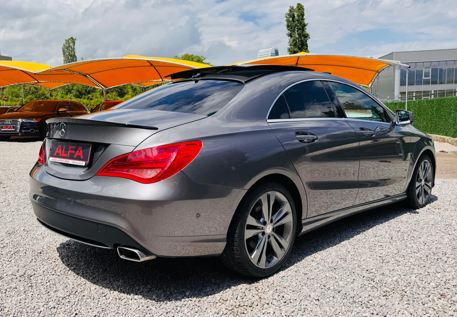 Mercedes-Benz CLA 200 2.0i/AMG/ПАНОРАМА/КАМЕРА/НАП.ОБСЛУЖЕНА/ТОП///, снимка 7 - Автомобили и джипове - 54751683