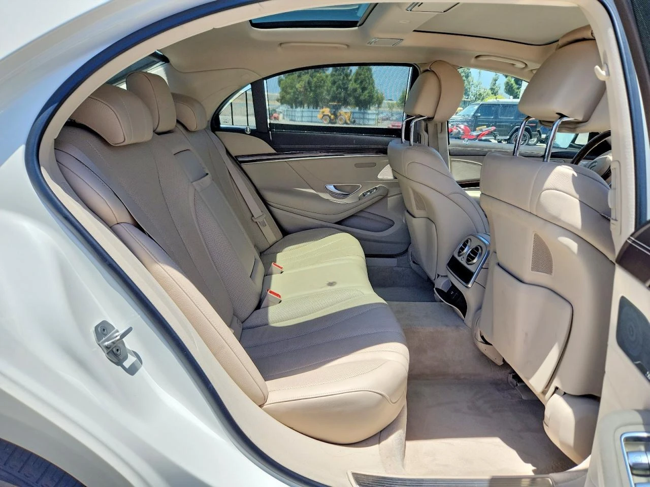 Mercedes-Benz S 550 AMG LINE/PANORAMA/360CAM/BURMESTER/FULL, снимка 10 - Автомобили и джипове - 55298371