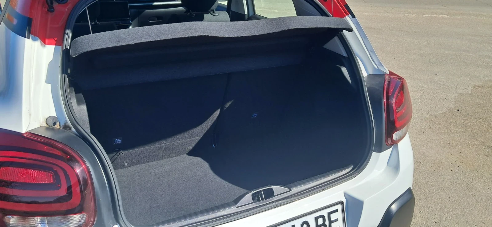 Citroen C3 1, 2 Puretech, снимка 8 - Автомобили и джипове - 55695534
