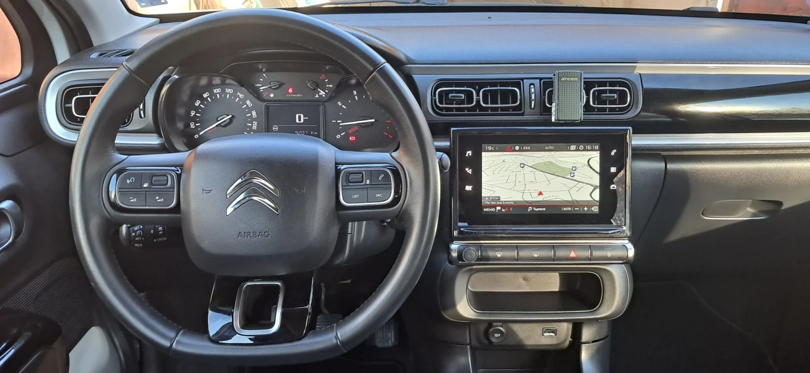 Citroen C3 1, 2 Puretech, снимка 10 - Автомобили и джипове - 55695534