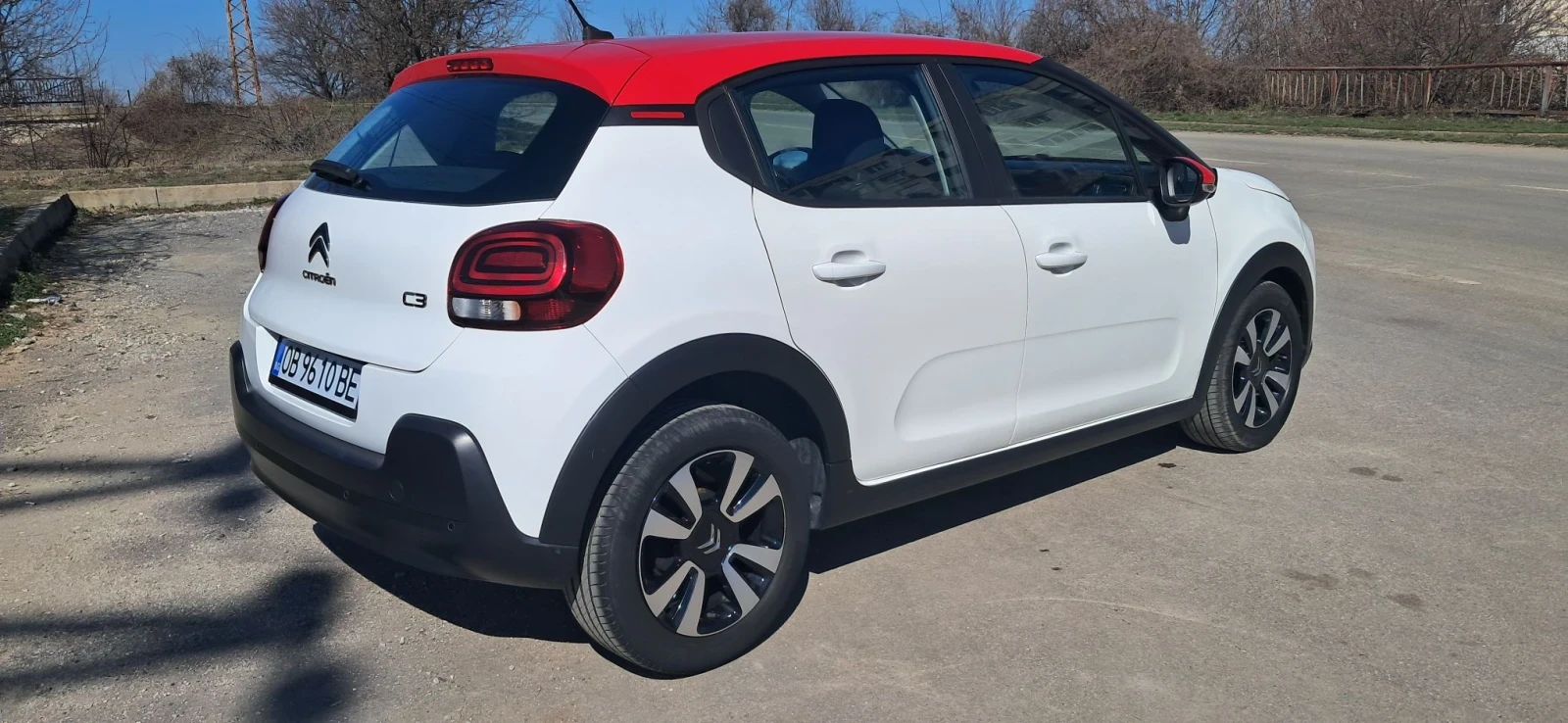 Citroen C3 1, 2 Puretech, снимка 5 - Автомобили и джипове - 55695534