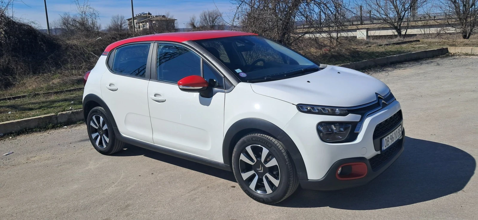 Citroen C3 1, 2 Puretech, снимка 2 - Автомобили и джипове - 55695534