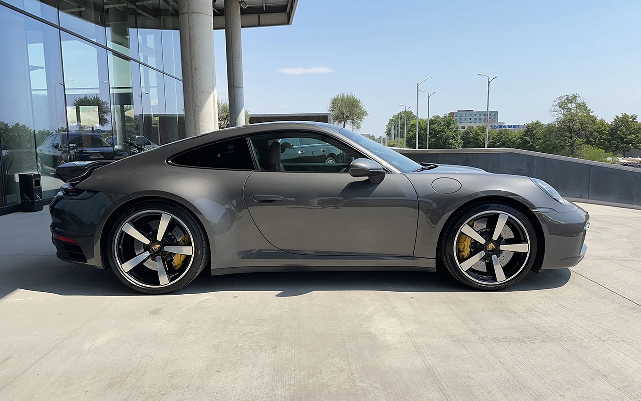 Porsche 911 Carrera 4S Coupe, снимка 3 - Автомобили и джипове - 55687935