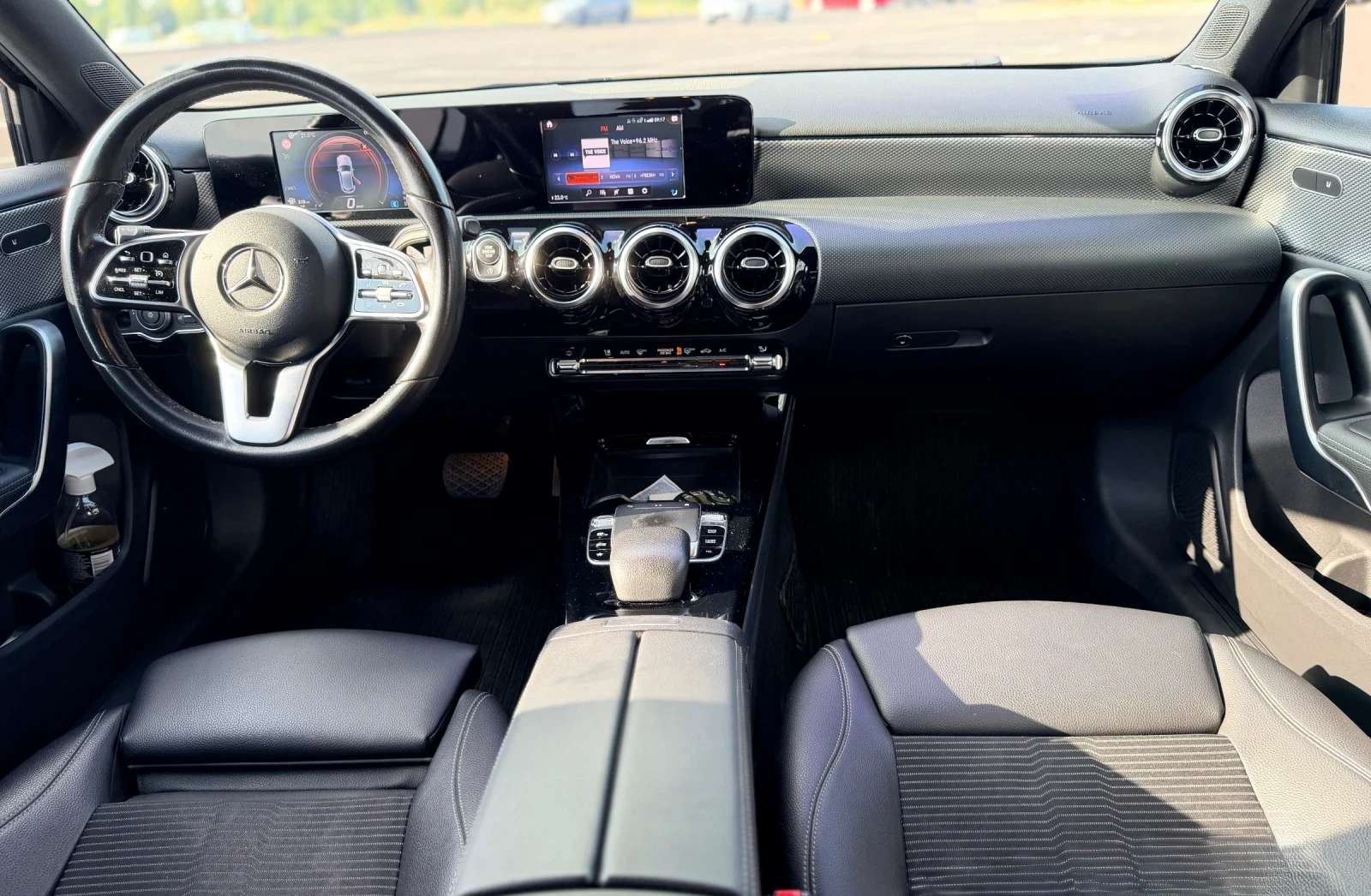 Mercedes-Benz A 200 -Sport edition-Всичко платено-обслужен-Лизинг, снимка 9 - Автомобили и джипове - 55809514