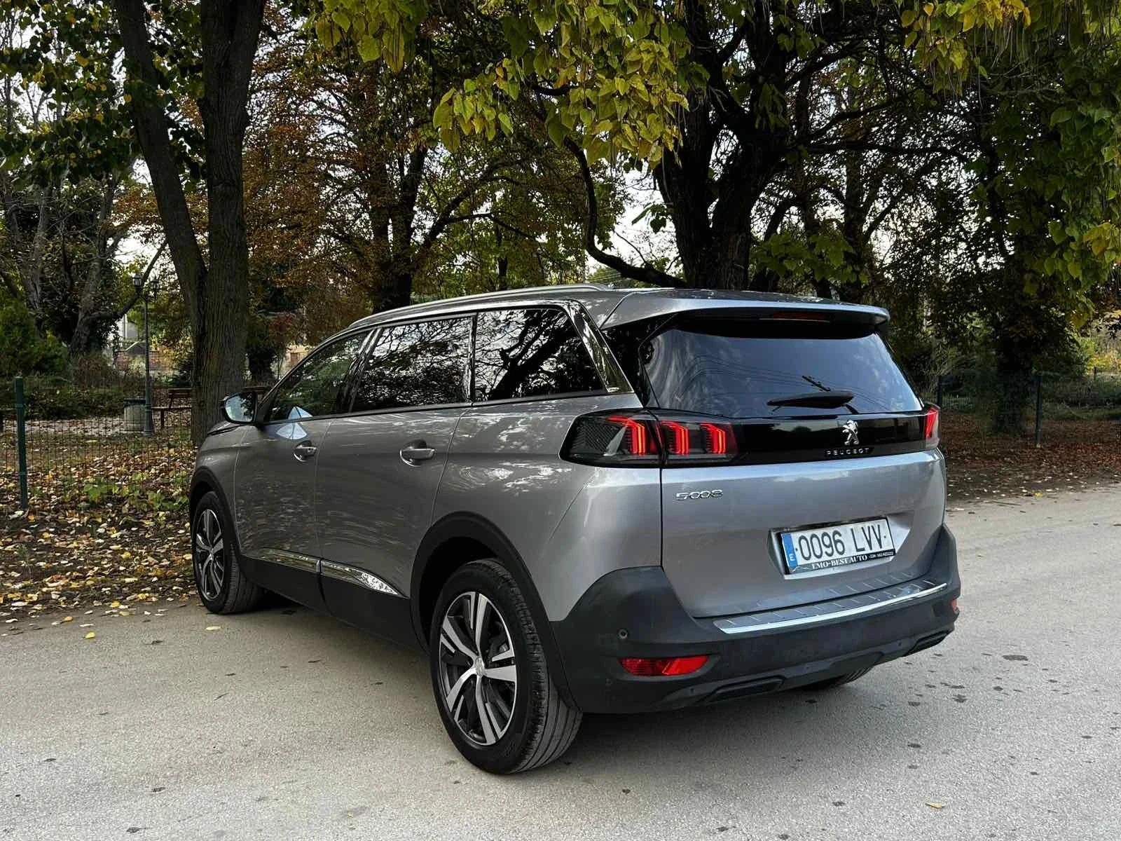 Peugeot 5008 80000��!* 7�����* CARPLAY | Mobile.bg � ����������� 7