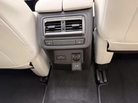 Mazda CX-60 Takumi Plus Plug-in Hybrid AWD, снимка 17