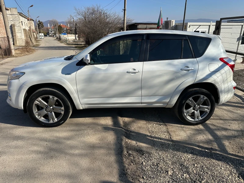 Toyota Rav4 2.2 dcat 150 кс, снимка 5 - Автомобили и джипове - 49104440