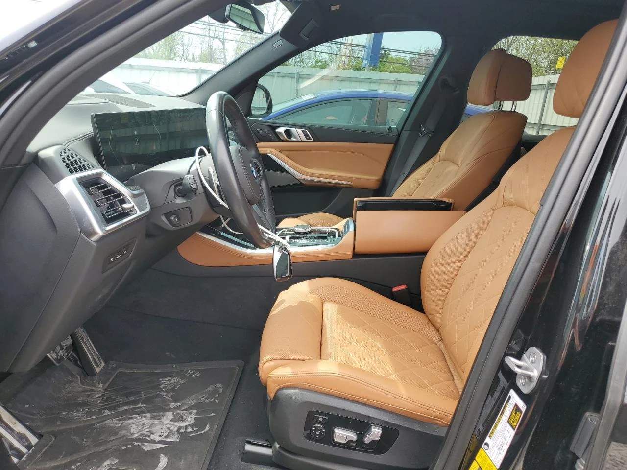 BMW X5 XDRIVE50E - изображение 8