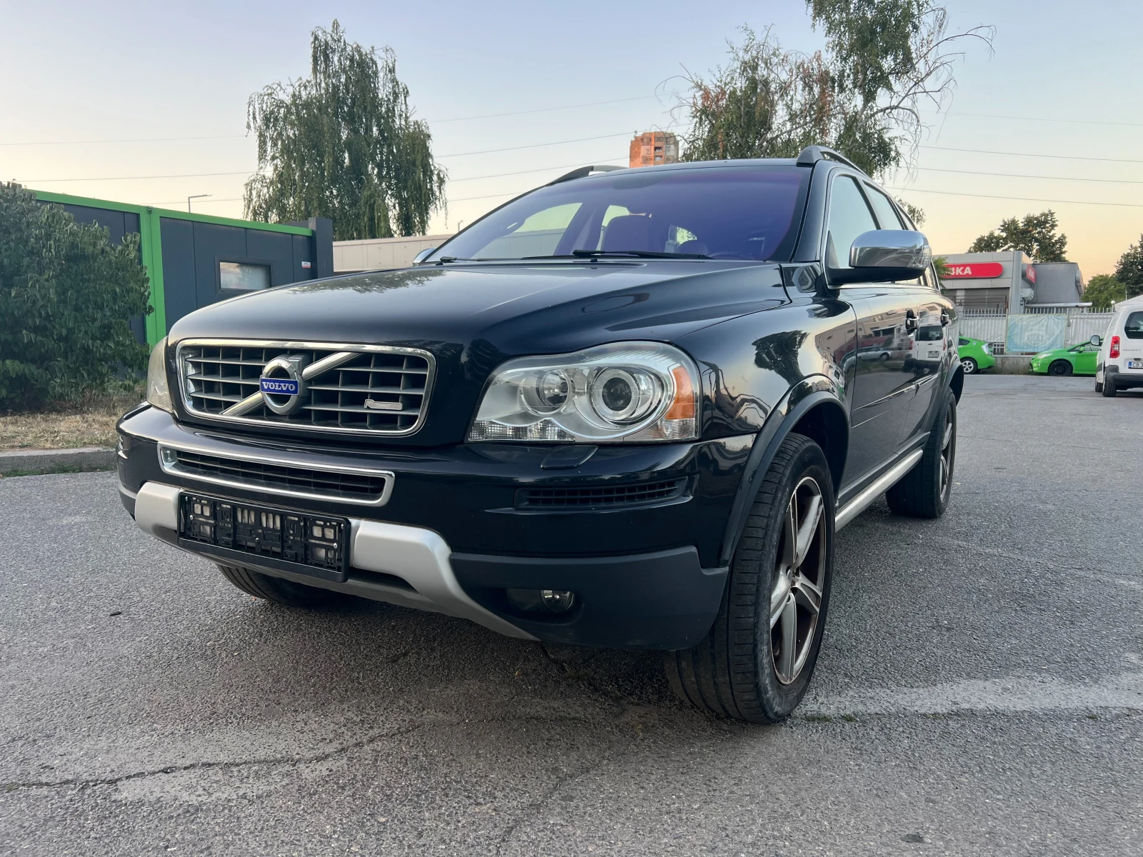 Volvo Xc90 D5 | R-Design | 4x4 | TV - изображение 2