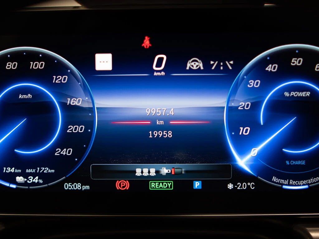 Mercedes-Benz EQE 350 4MATIC, снимка 14 - Автомобили и джипове - 54557677