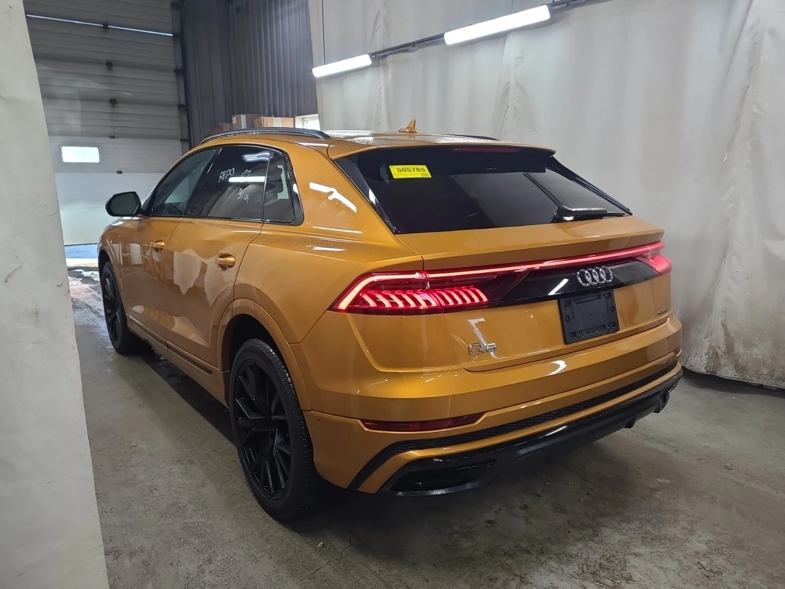 Audi Q8 PROGRESSIV, снимка 4 - Автомобили и джипове - 56442153