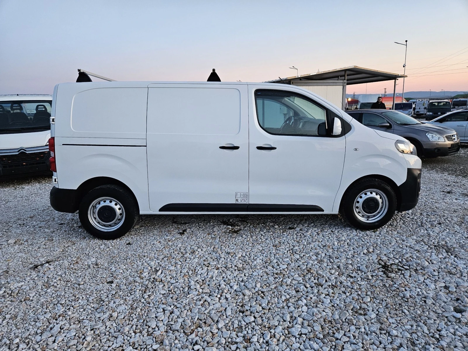 Citroen Jumpy 2.0 HDI - изображение 6