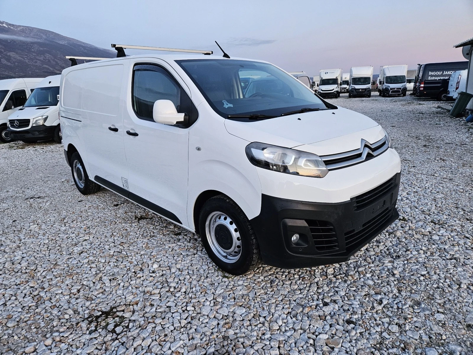 Citroen Jumpy 2.0 HDI - изображение 7