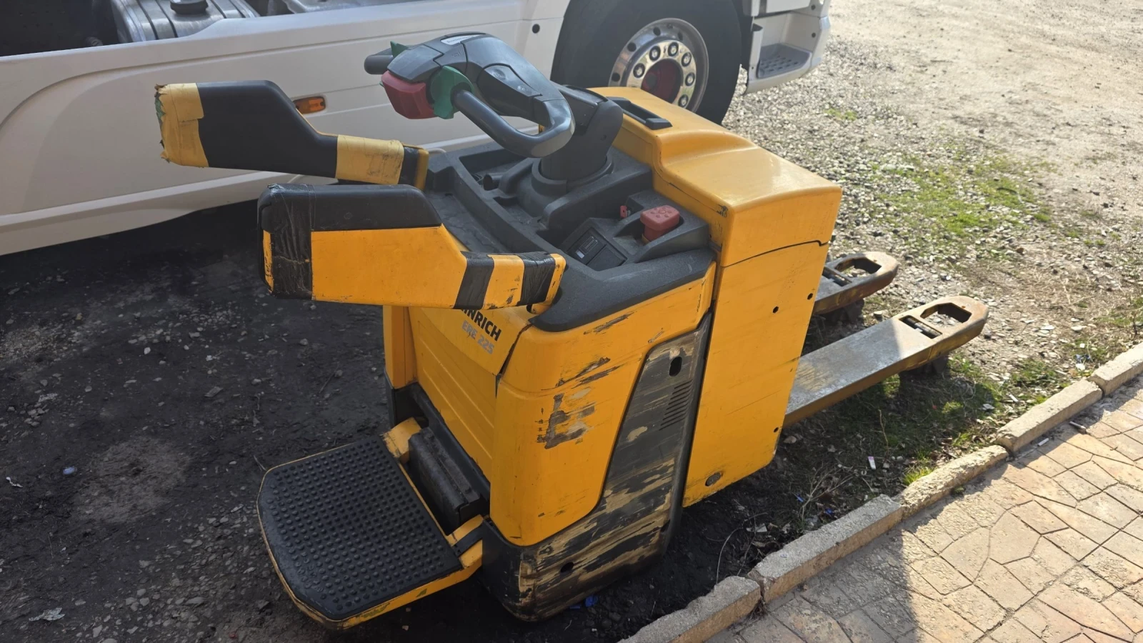 Електрокар Други Марка ERE 225, снимка 4 - Индустриална техника - 52711059