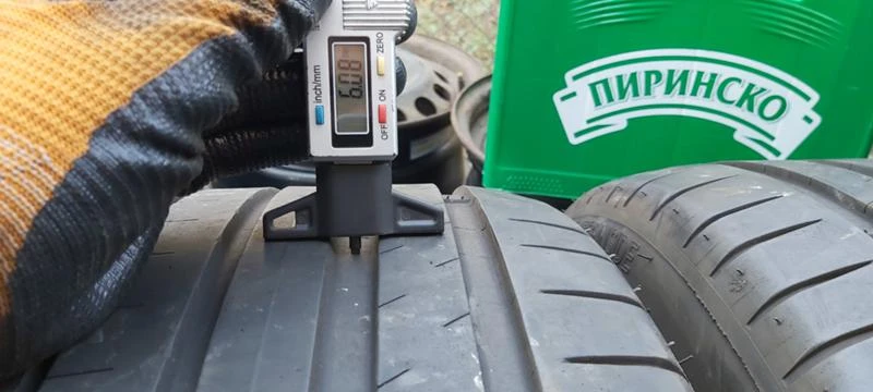 Гуми Летни 245/40R18, снимка 9 - Гуми и джанти - 30582306