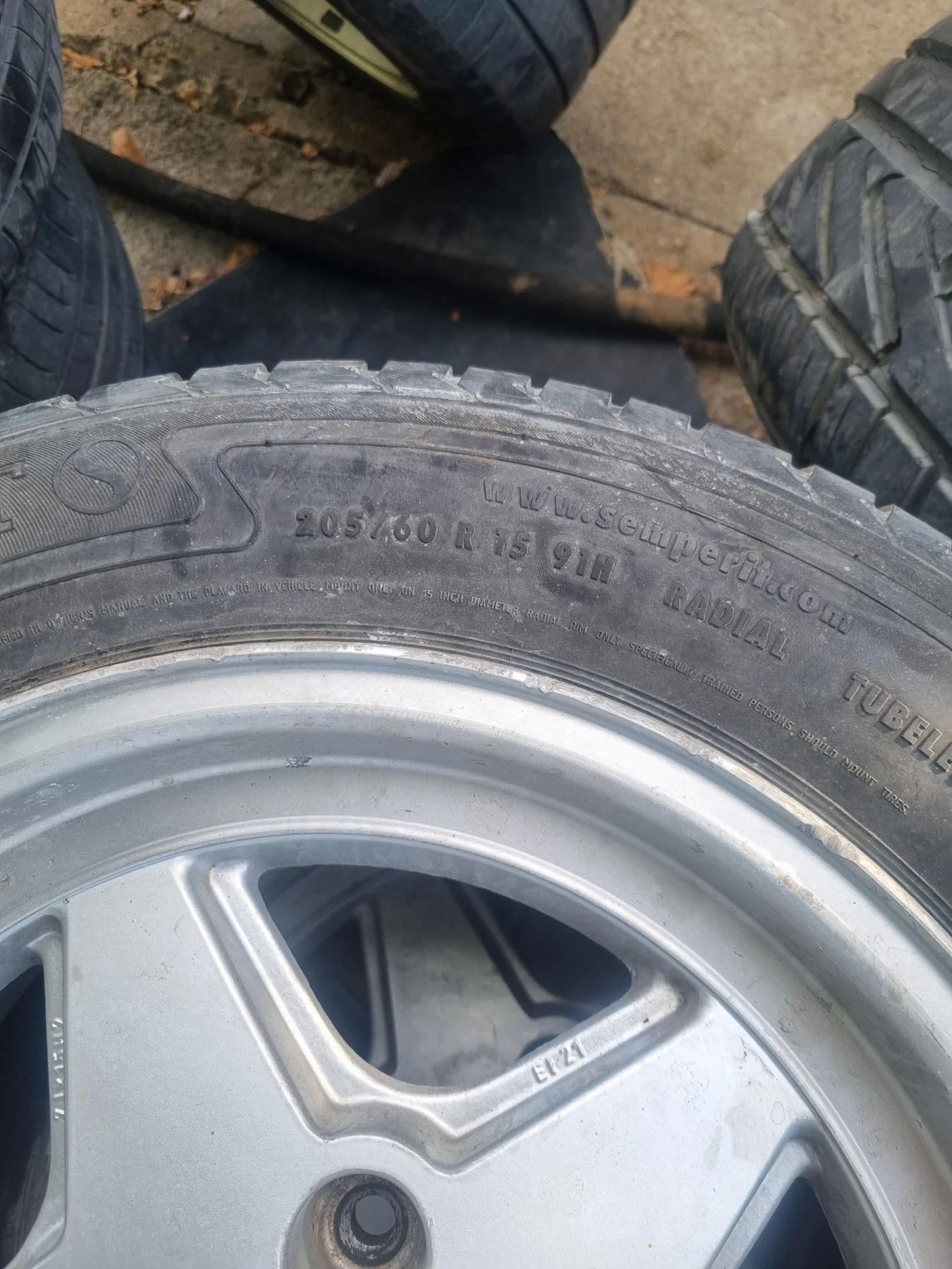 ���� � ������ 205/55R16 �� Mercedes-Benz 124 | Mobile.bg � ����������� 3