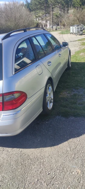 Mercedes-Benz E 220, снимка 5