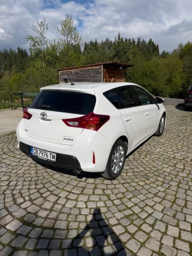 Toyota Auris 2.0 D4D 124 к. с., снимка 5