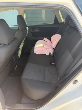 Toyota Auris 2.0 D4D 124 к. с., снимка 11