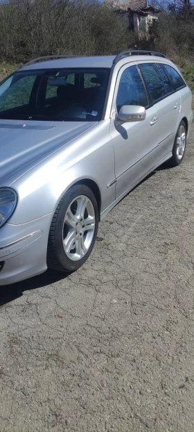 Обява за продажба на Mercedes-Benz E 220 ~11 700 лв. - изображение 2