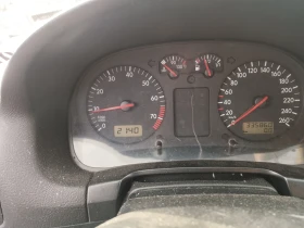 VW Bora 1.6 КЛИМАТРОНИК - 850 € / 1662.46 лв. - 80590158 8