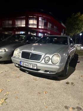 Mercedes-Benz CLK - 2300 € - 61230449 8
