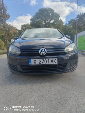 VW Golf 1.6tdi 105 Сервизна книжка, обслужен 
