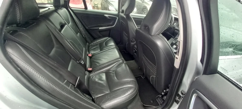 Volvo V60 2.0D-163кс FULL-OCEAN RACE ИЗКЛЮЧИТЕЛО СЕРВИ КНИЖК, снимка 14 - Автомобили и джипове - 15268949