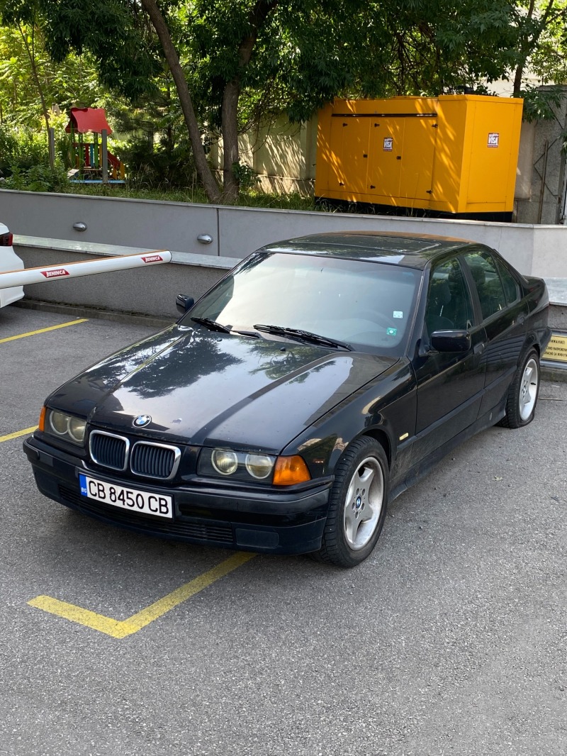 BMW 318 IS 4.44, снимка 1 - Автомобили и джипове - 46427164