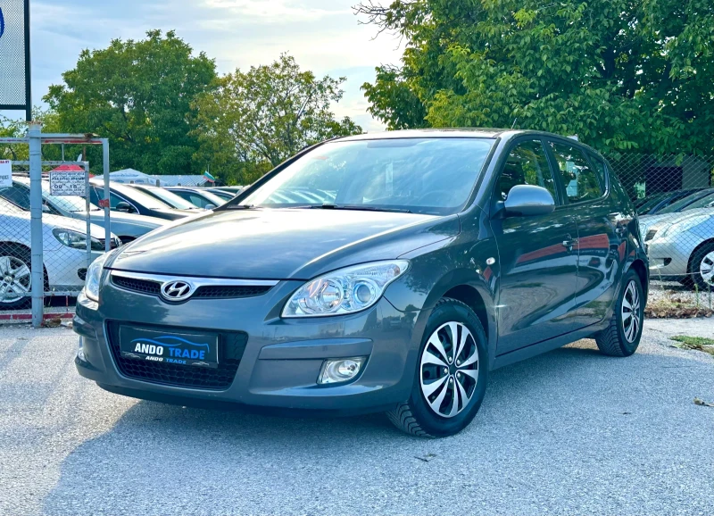 Hyundai I30 1.6 бензин, снимка 3 - Автомобили и джипове - 46959238