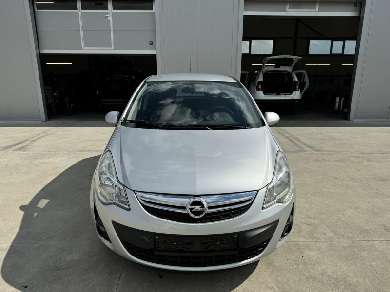 Opel Corsa 1.3 75ps DIESEL, снимка 8 - Автомобили и джипове - 47215098