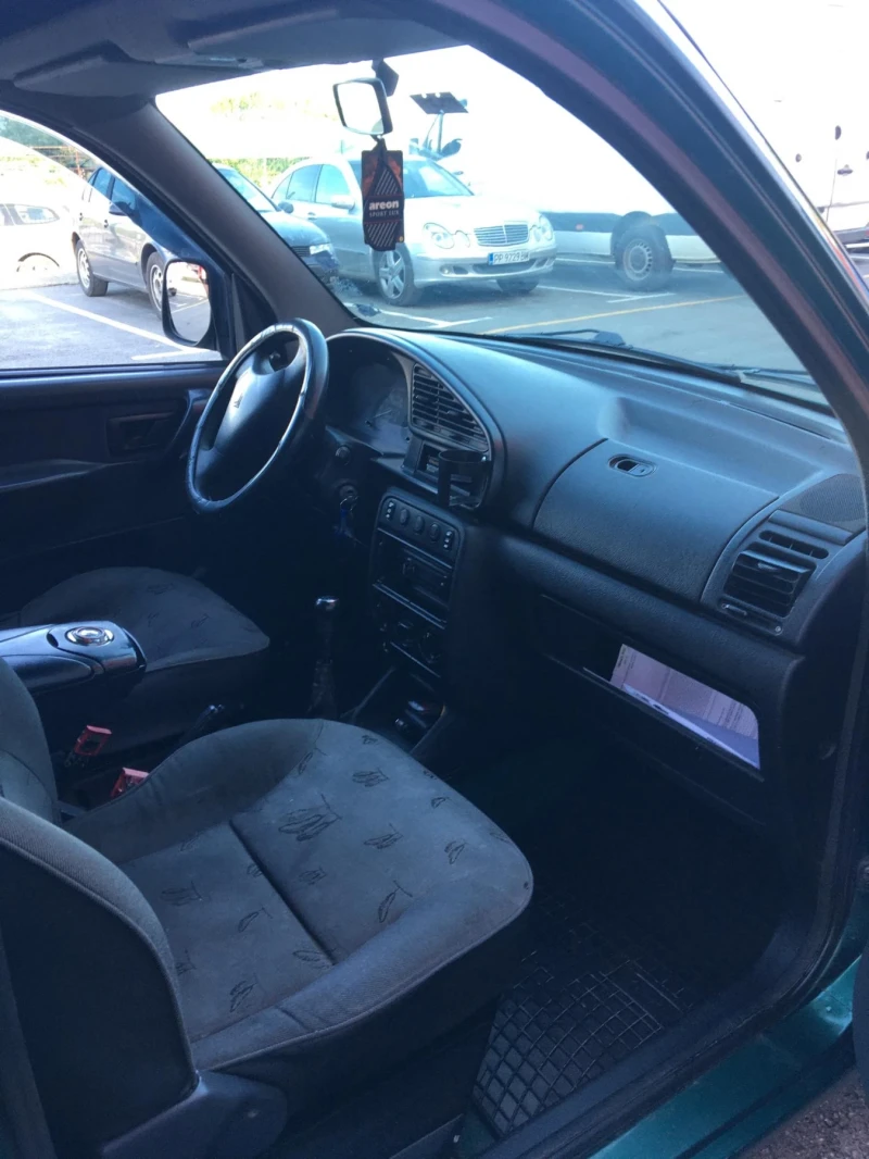 Citroen Berlingo 1.8 Газ/Бензин, снимка 6 - Автомобили и джипове - 47476802