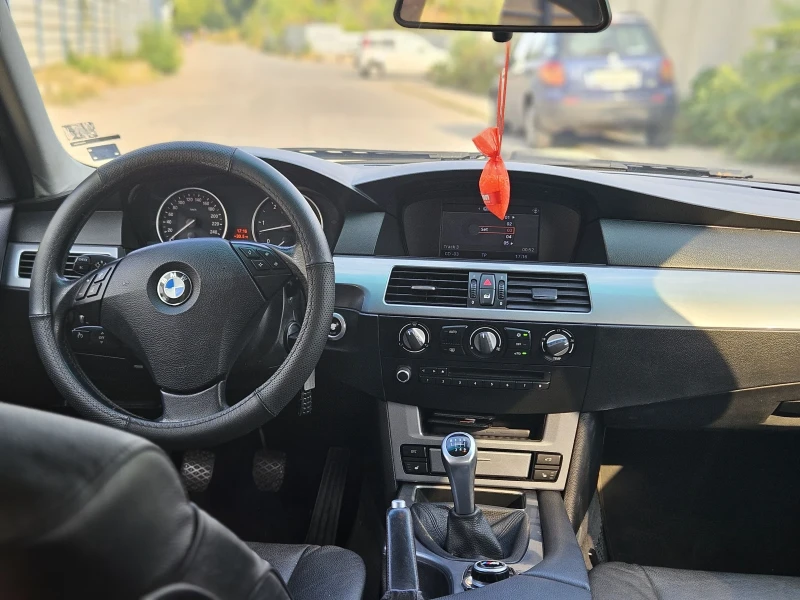 BMW 520, снимка 8 - Автомобили и джипове - 47311813