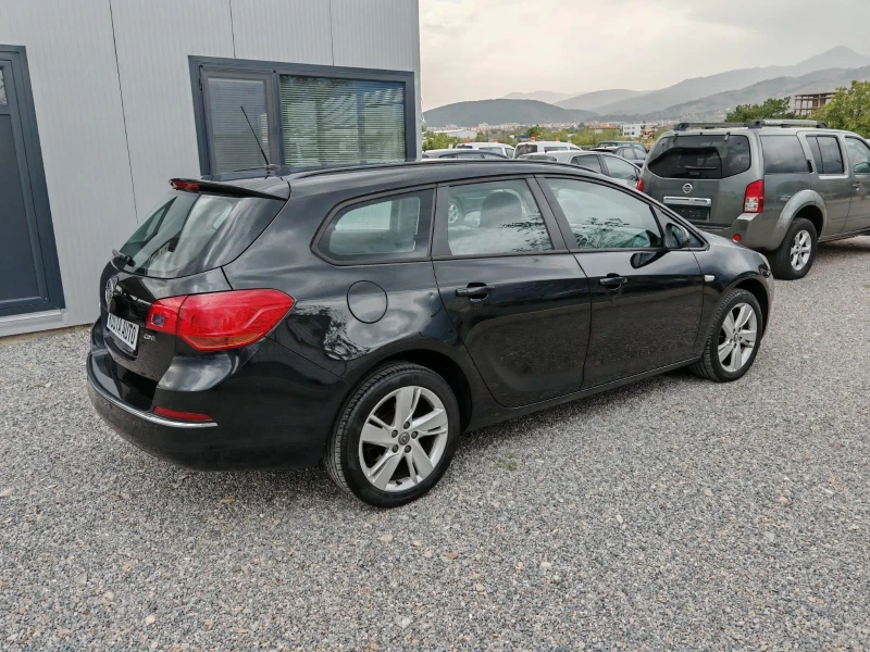 Opel Astra КАТО НОВА , снимка 6 - Автомобили и джипове - 48661224